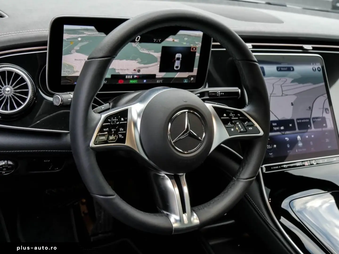 MERCEDES-BENZ EQE 300