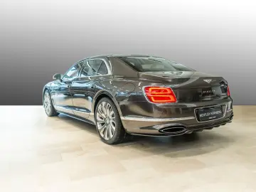 BENTLEY Flying Spur Mulliner V8 Hybrid