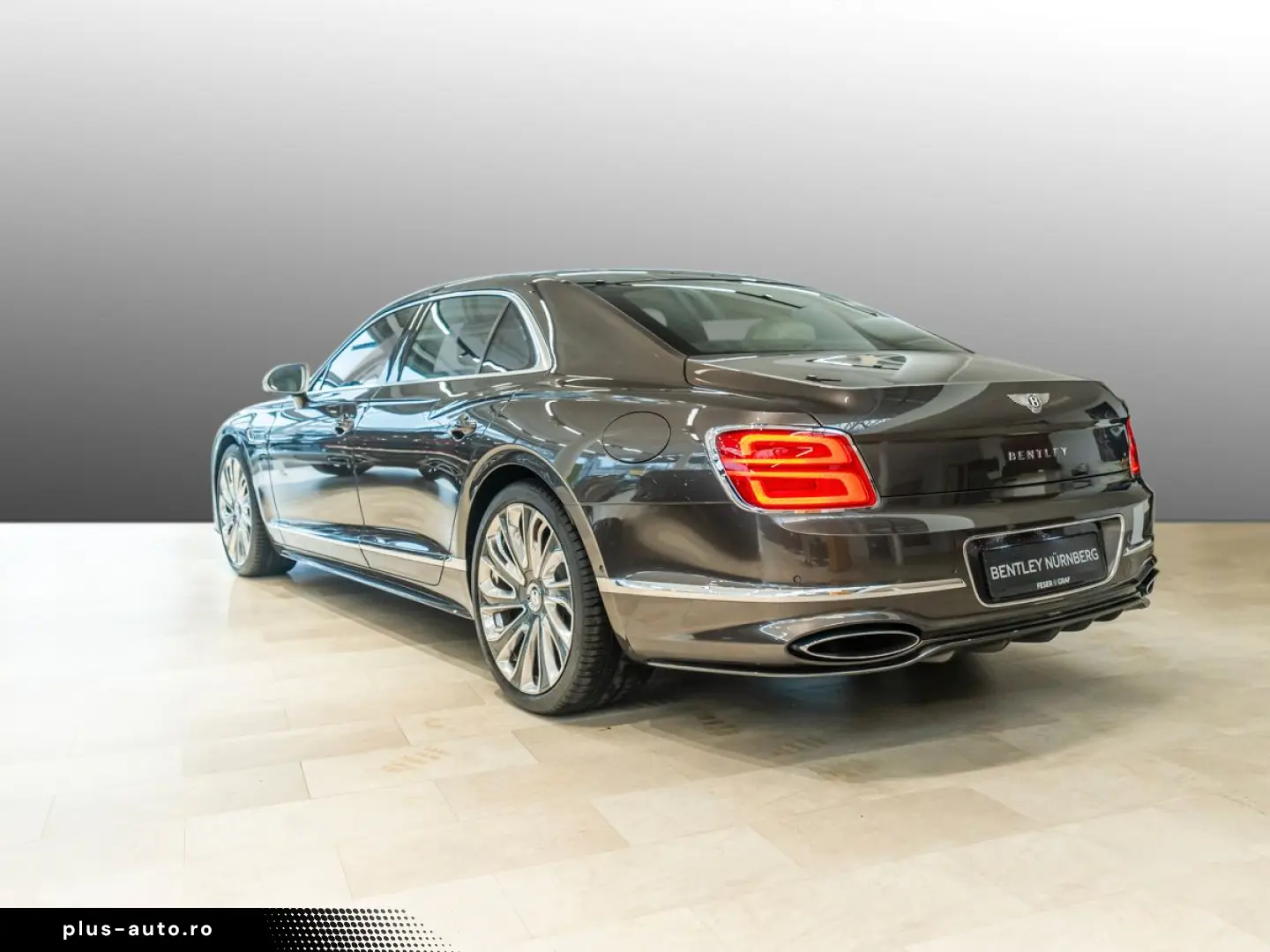 BENTLEY Flying Spur Mulliner V8 Hybrid