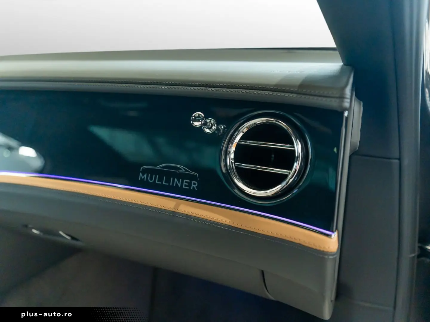 BENTLEY Flying Spur Mulliner V8 Hybrid