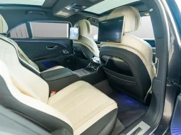 BENTLEY Flying Spur Mulliner V8 Hybrid