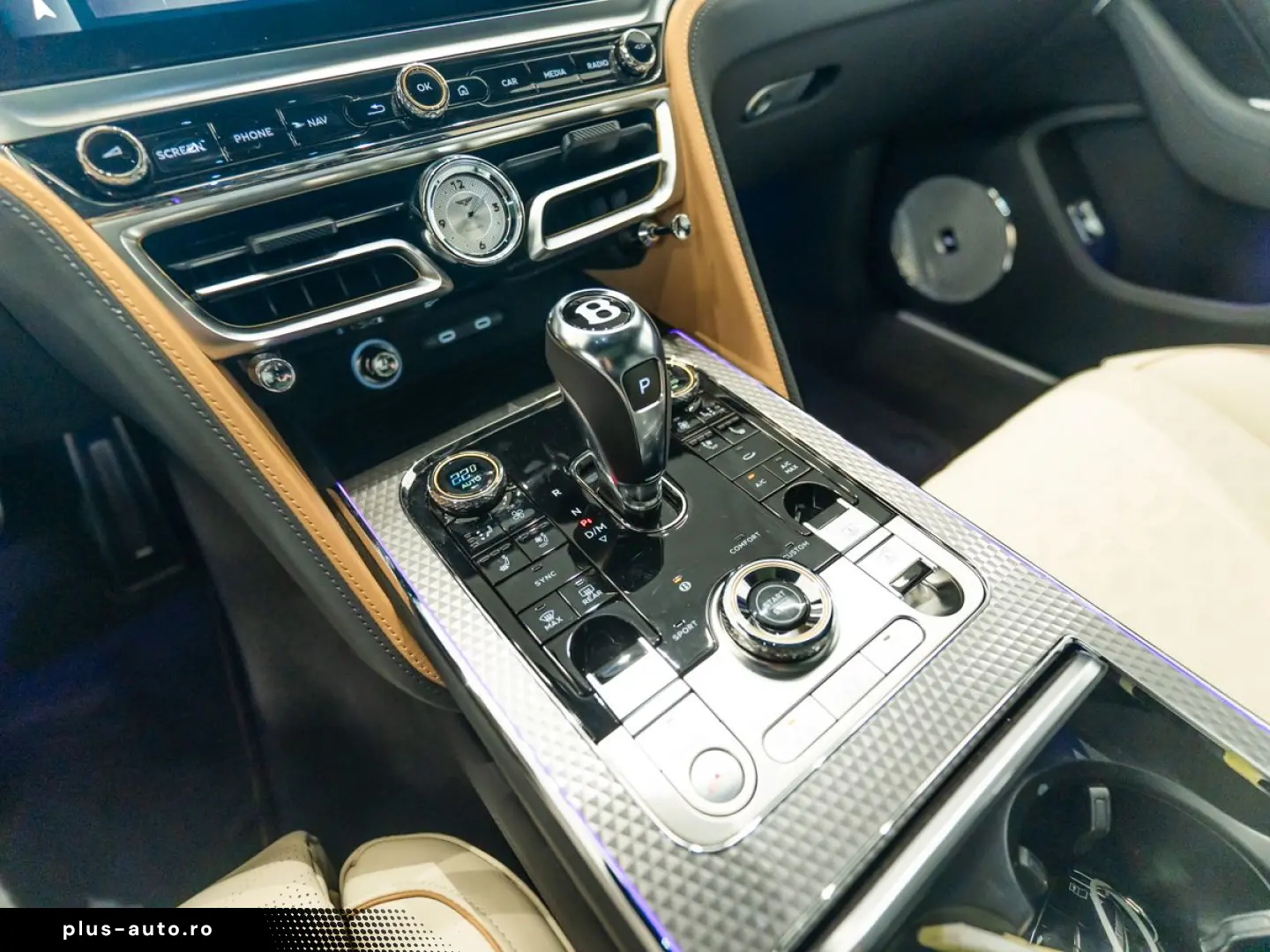 BENTLEY Flying Spur Mulliner V8 Hybrid