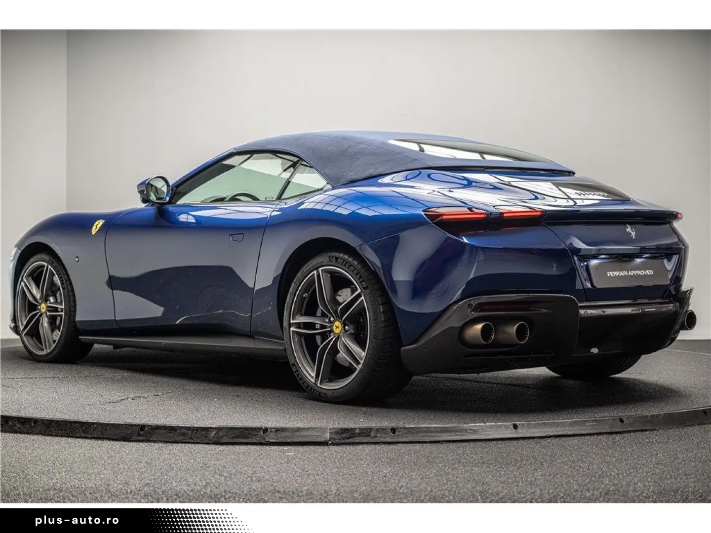 FERRARI ROMA SPIDER V8 4.0