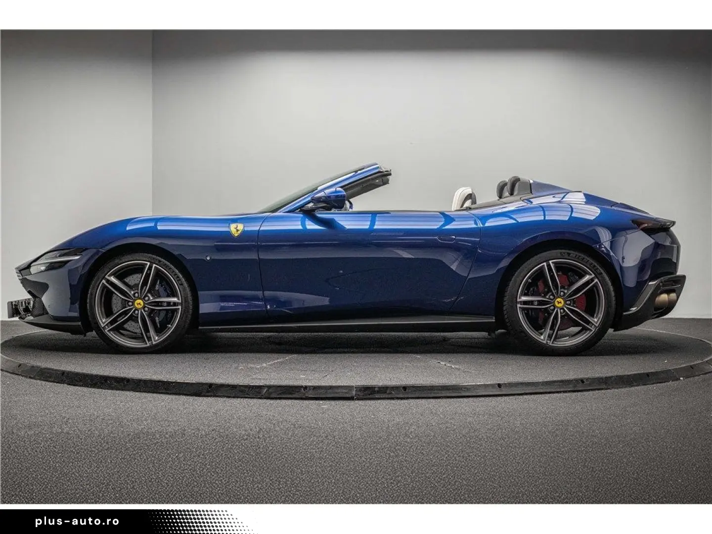 FERRARI ROMA SPIDER V8 4.0