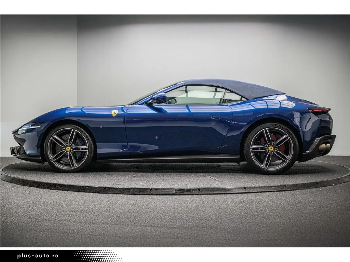 FERRARI ROMA SPIDER V8 4.0