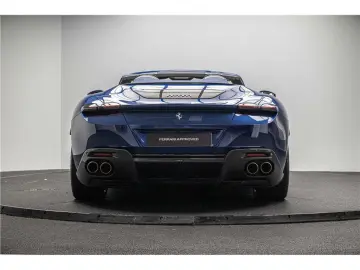 FERRARI ROMA SPIDER V8 4.0