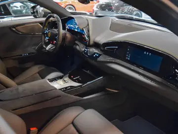 FERRARI PUROSANGUE - FULL CARBON