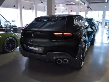 FERRARI PUROSANGUE - FULL CARBON