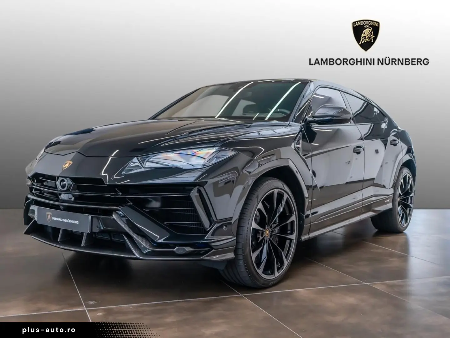 LAMBORGHINI Urus S Akrapovic
