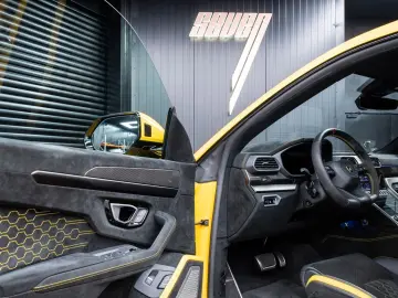 LAMBORGHINI Urus Performante  Carbon bonnet   B&O   Panorama