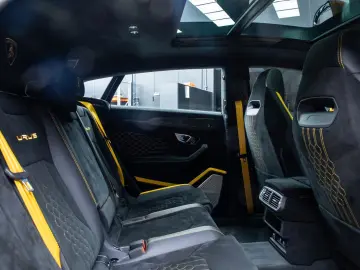 LAMBORGHINI Urus Performante  Carbon bonnet   B&O   Panorama