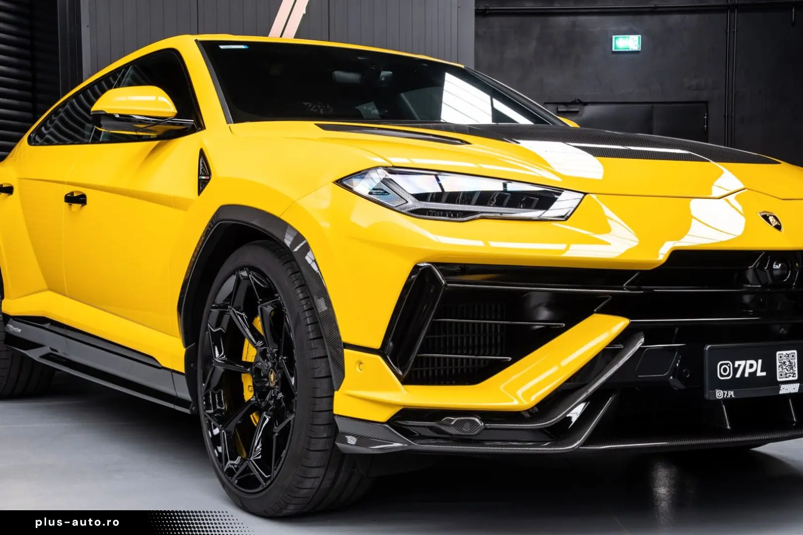 LAMBORGHINI Urus Performante  Carbon bonnet   B&O   Panorama