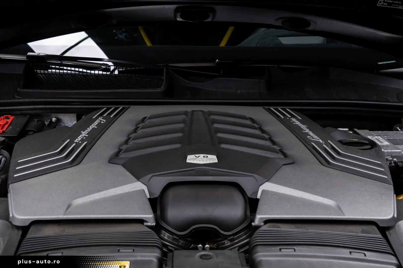 LAMBORGHINI Urus Performante  Carbon bonnet   B&O   Panorama