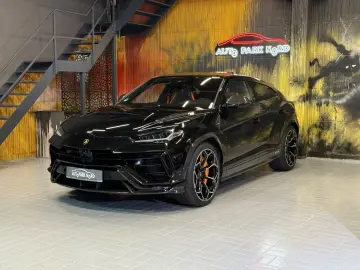 LAMBORGHINI Urus 4.0 V8 Performante PANO
