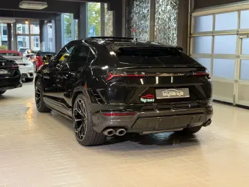 LAMBORGHINI Urus 4.0 V8 Performante PANO