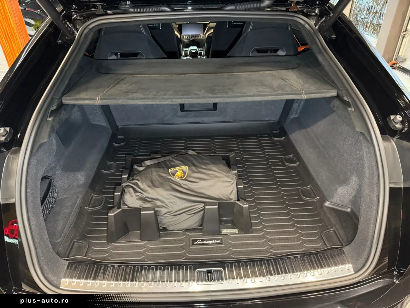 LAMBORGHINI Urus 4.0 V8 Performante PANO