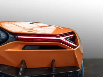 LAMBORGHINI Revuelto Ad Personam