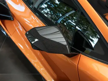 LAMBORGHINI Revuelto Ad Personam