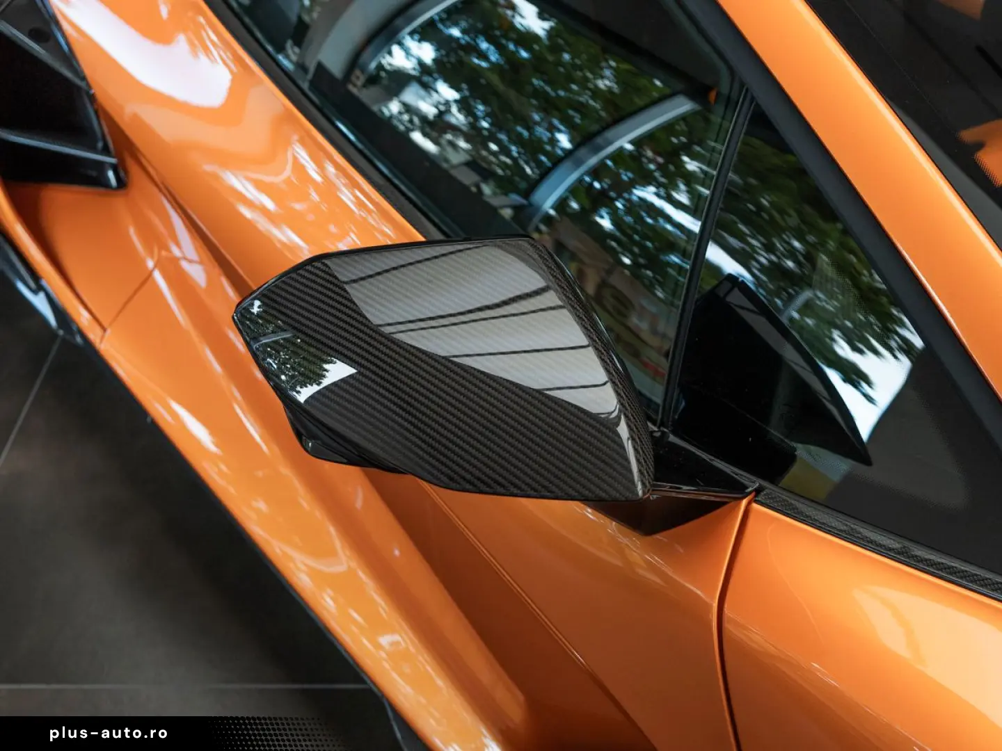 LAMBORGHINI Revuelto Ad Personam