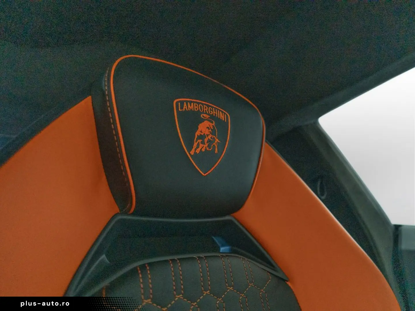 LAMBORGHINI Revuelto Ad Personam