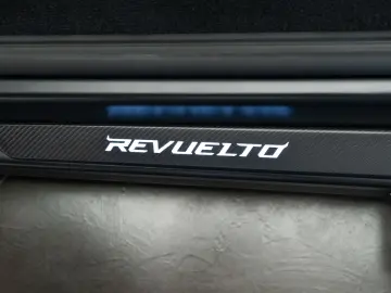 LAMBORGHINI Revuelto Ad Personam