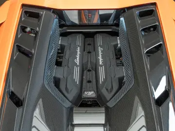 LAMBORGHINI Revuelto Ad Personam
