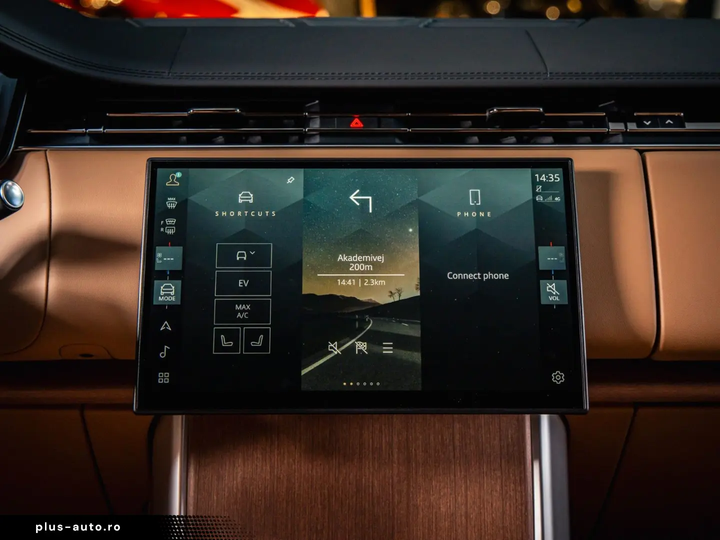 LAND ROVER Range Rover P460e Autobio. LWB  Signature  SVO