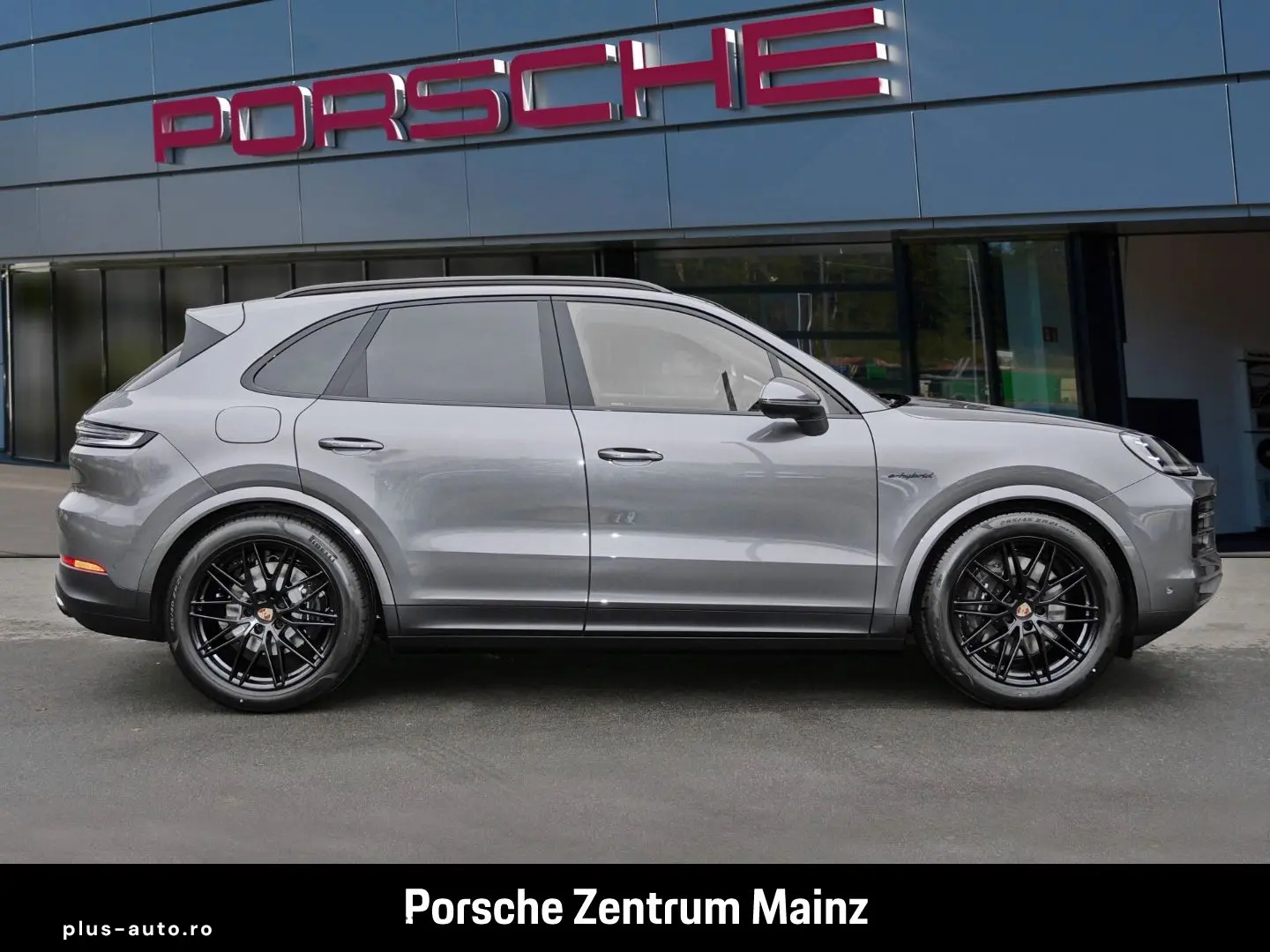 PORSCHE Cayenne E-Hybrid