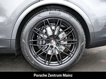 PORSCHE Cayenne E-Hybrid