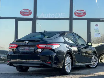 Toyota Camry Gen-Viii-2017