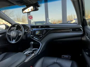 Toyota Camry Gen-Viii-2017