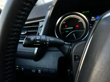 Toyota Camry Gen-Viii-2017