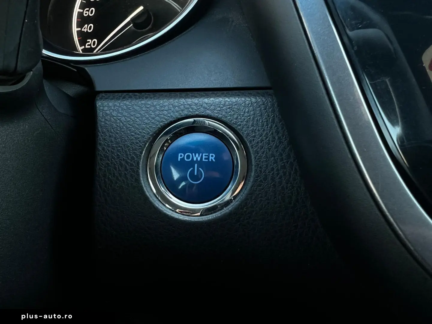 Toyota Camry Gen-Viii-2017