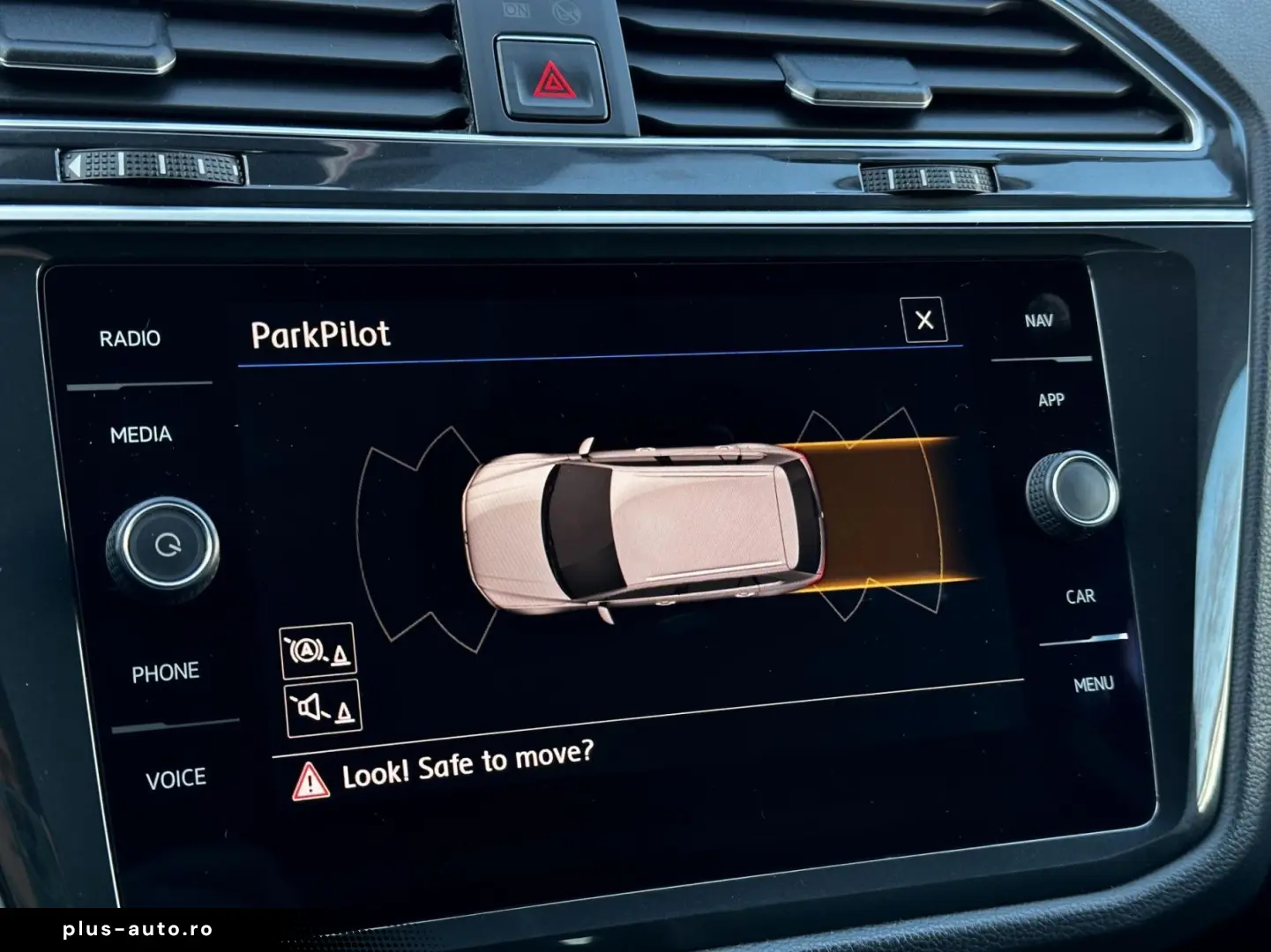 Volkswagen Tiguan Gen-Ii-2016