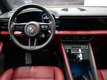 PORSCHE Macan Electric OffroadDesign Pano rotes-Leder 21