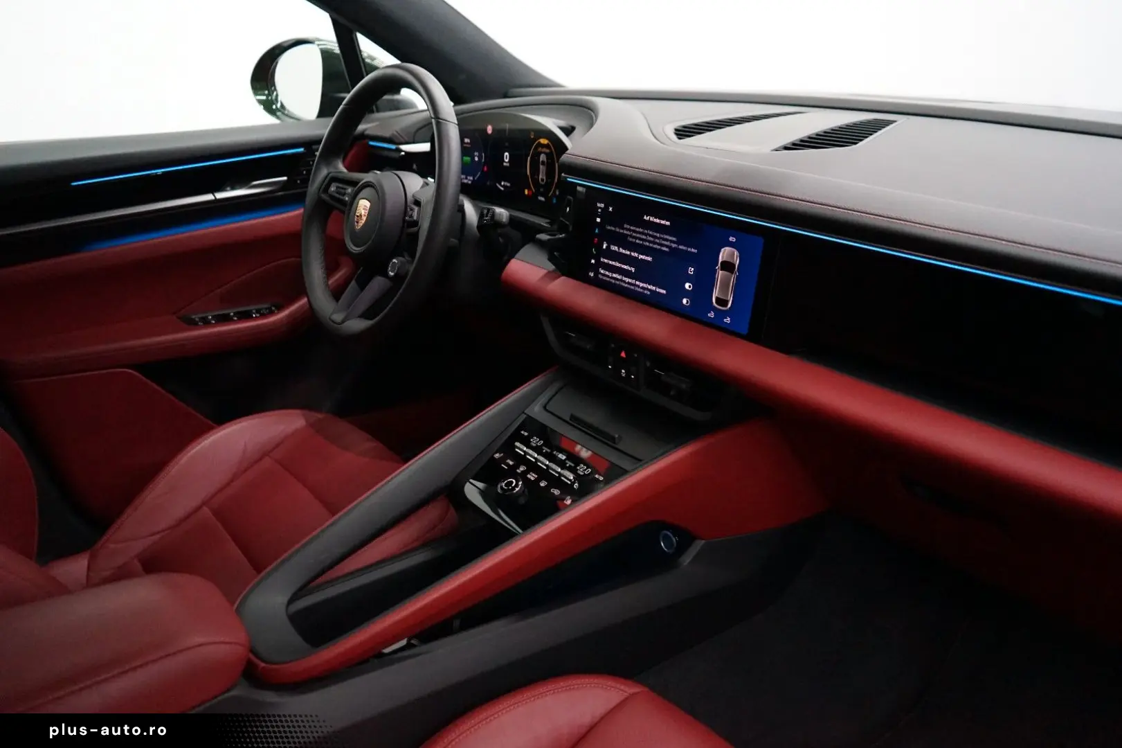 PORSCHE Macan Electric OffroadDesign Pano rotes-Leder 21