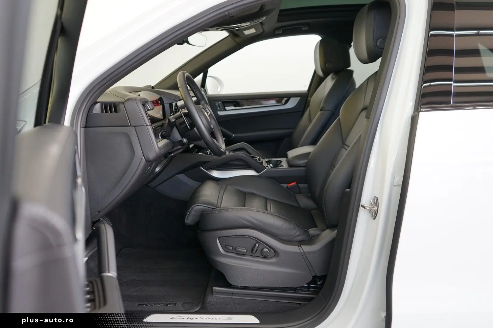 PORSCHE Cayenne S E-Hybrid SportDesign HD PDCC Mega-Spec