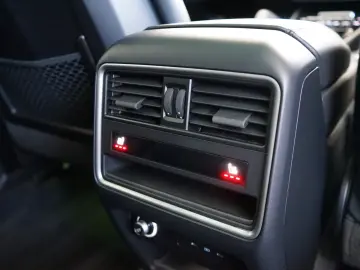 PORSCHE Cayenne S E-Hybrid SportDesign HD PDCC Mega-Spec