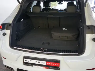 PORSCHE Cayenne S E-Hybrid SportDesign HD PDCC Mega-Spec