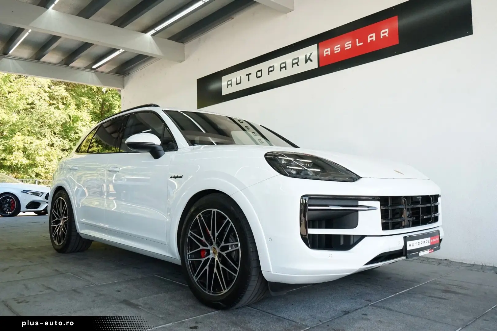 PORSCHE Cayenne S E-Hybrid SportDesign HD PDCC Mega-Spec