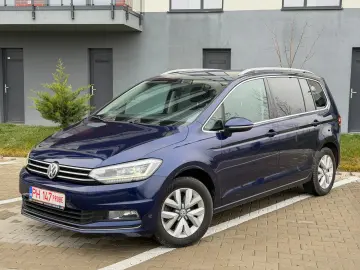 Volkswagen Touran 2016 1.6TDI Highline 7 locuri