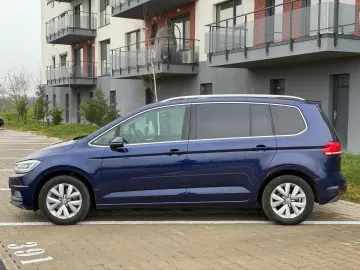 Volkswagen Touran 2016 1.6TDI Highline 7 locuri