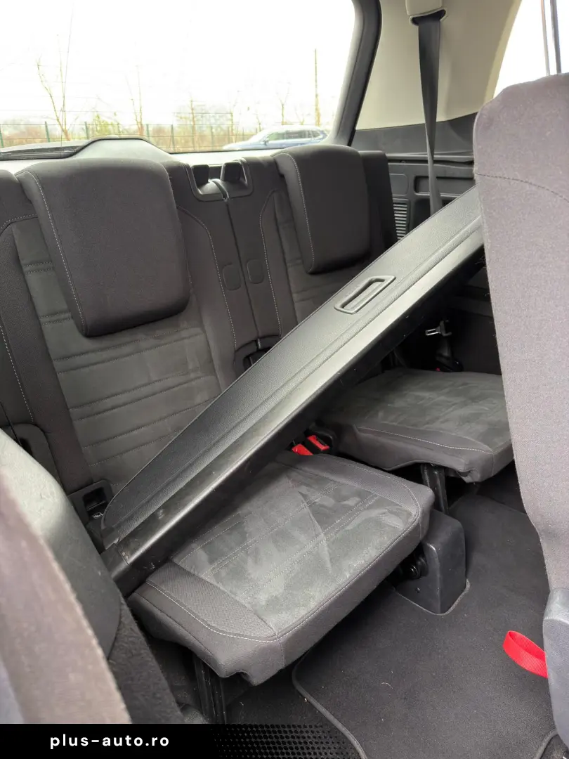 Volkswagen Touran 2016 1.6TDI Highline 7 locuri