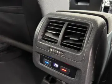 Volkswagen Touran 2016 1.6TDI Highline 7 locuri