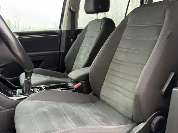 Volkswagen Touran 2016 1.6TDI Highline 7 locuri