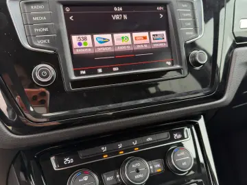 Volkswagen Touran 2016 1.6TDI Highline 7 locuri