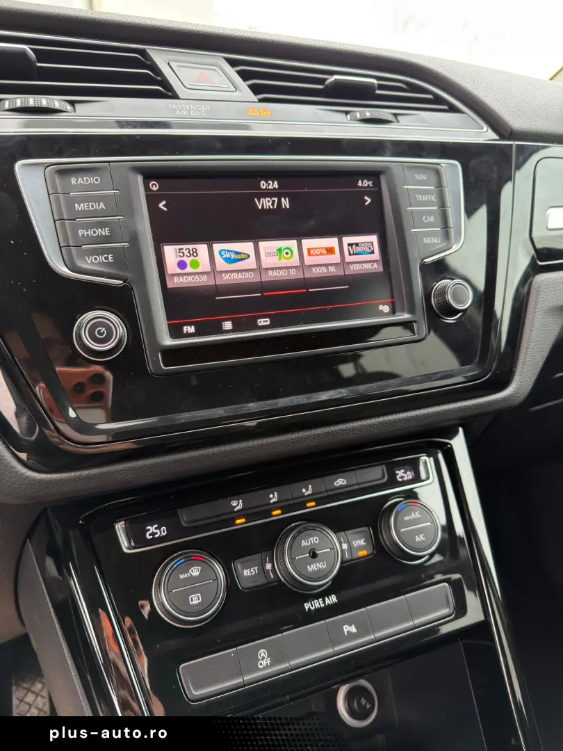 Volkswagen Touran 2016 1.6TDI Highline 7 locuri