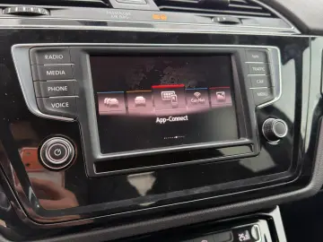 Volkswagen Touran 2016 1.6TDI Highline 7 locuri