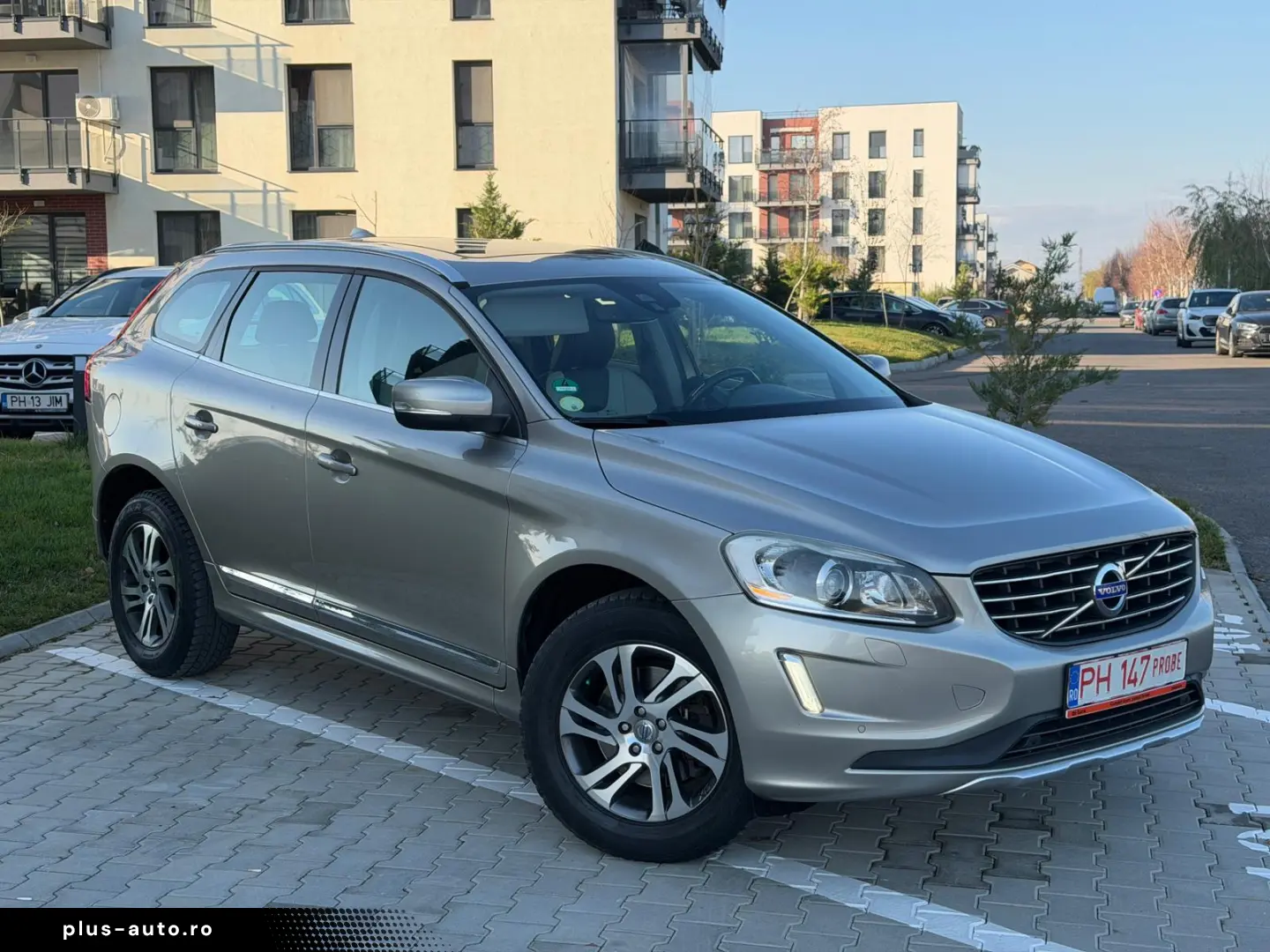 Volvo XC60 2.0 D4 Ocean Race Automat