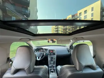 Volvo XC60 2.0 D4 Ocean Race Automat